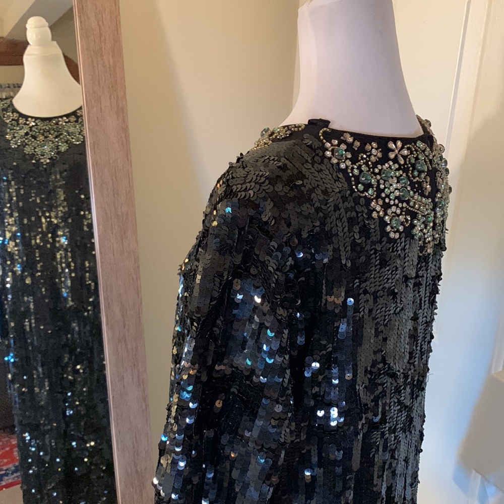 MAC DUGGAL
Beaded Neckline Long Sleeve Dress - Picture 10 of 15
